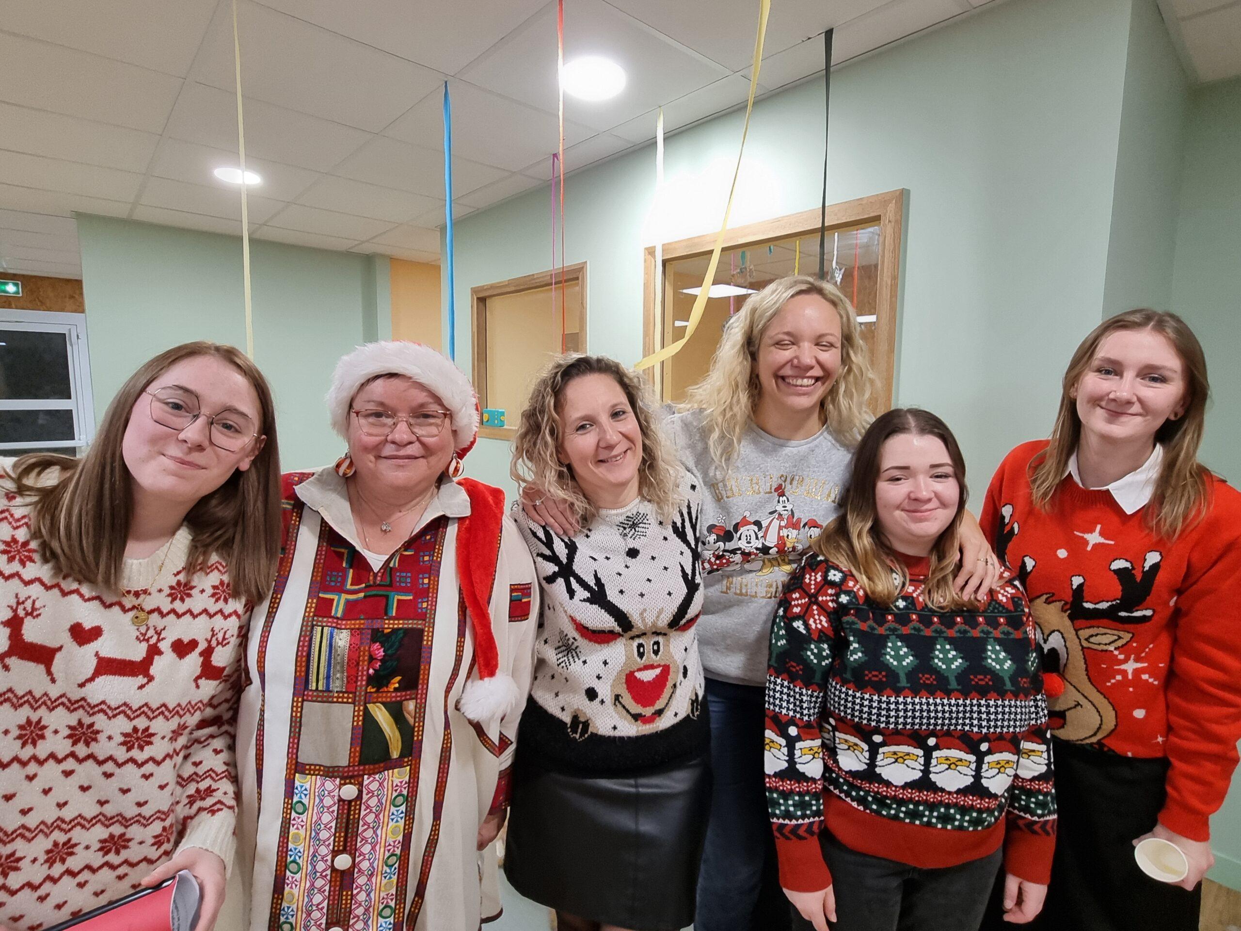 equipe 26 formation-langue-signes-equipe-l-abri-des-petits-labridespetits-creche-genech-templeuve-pevele-59242-ecologie-montessori