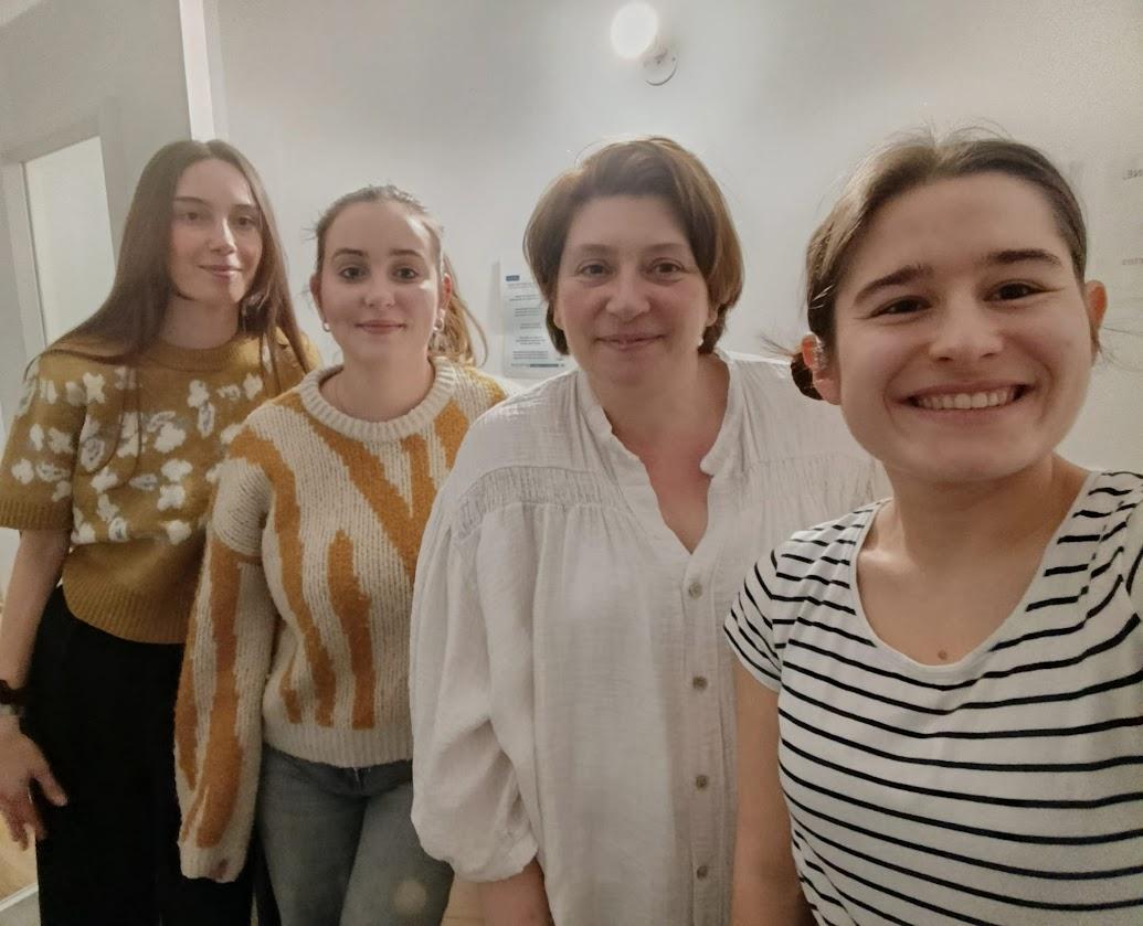 equipe genech 2026 formation-langue-signes-equipe-l-abri-des-petits-labridespetits-creche-genech-templeuve-pevele-59242-ecologie-montessori